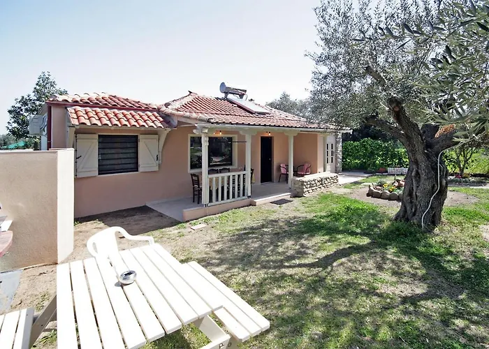 Vila Efi's Vourvourou